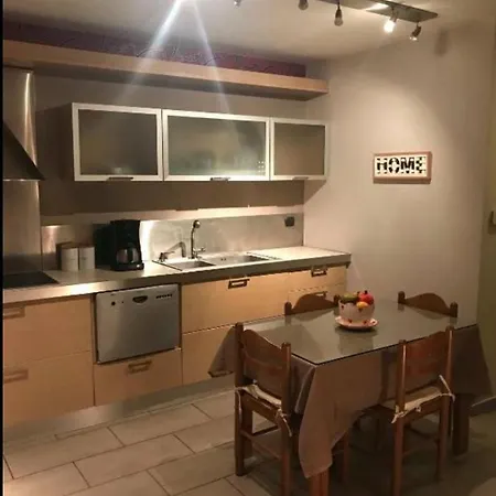 Boutique Apartment *